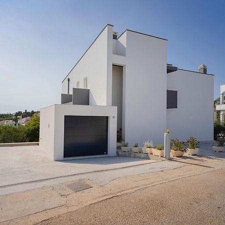 Modern, 2 Bedroom Apartment Hvar Town Extérieur photo