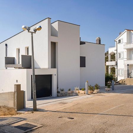 Modern, 2 Bedroom Apartment Hvar Town Extérieur photo