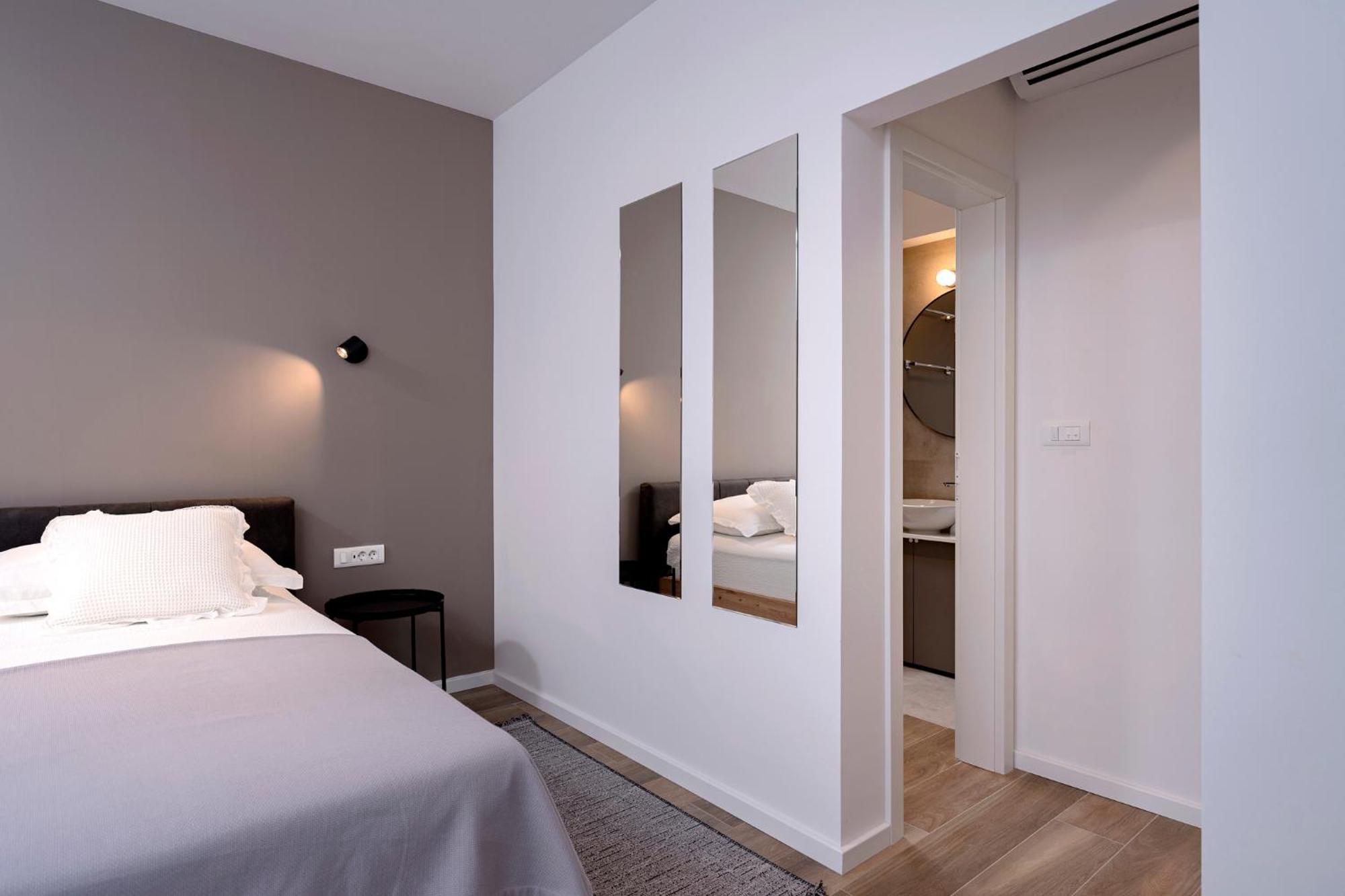 Modern, 2 Bedroom Apartment Hvar Town Extérieur photo