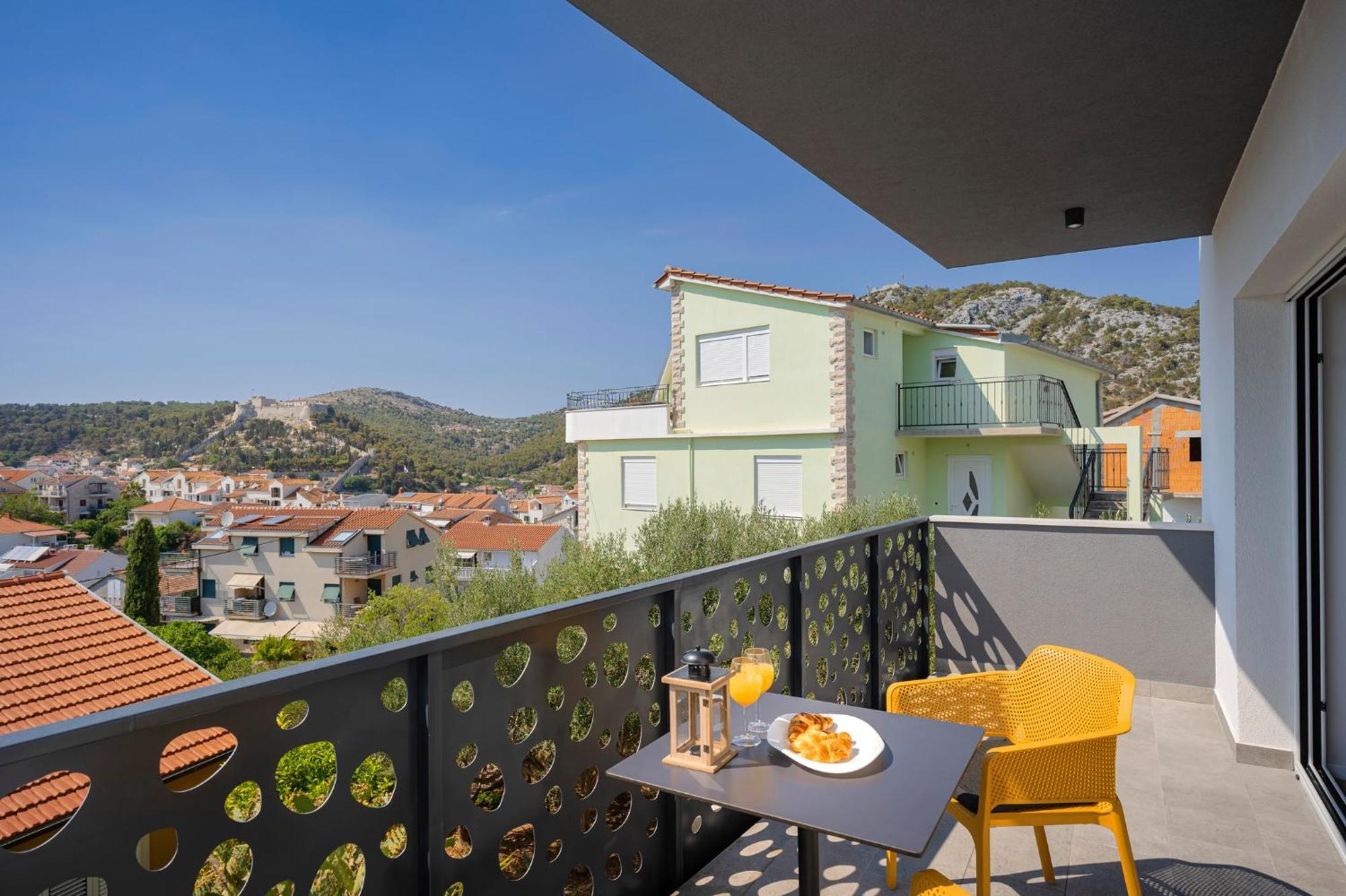 Modern, 2 Bedroom Apartment Hvar Town Extérieur photo
