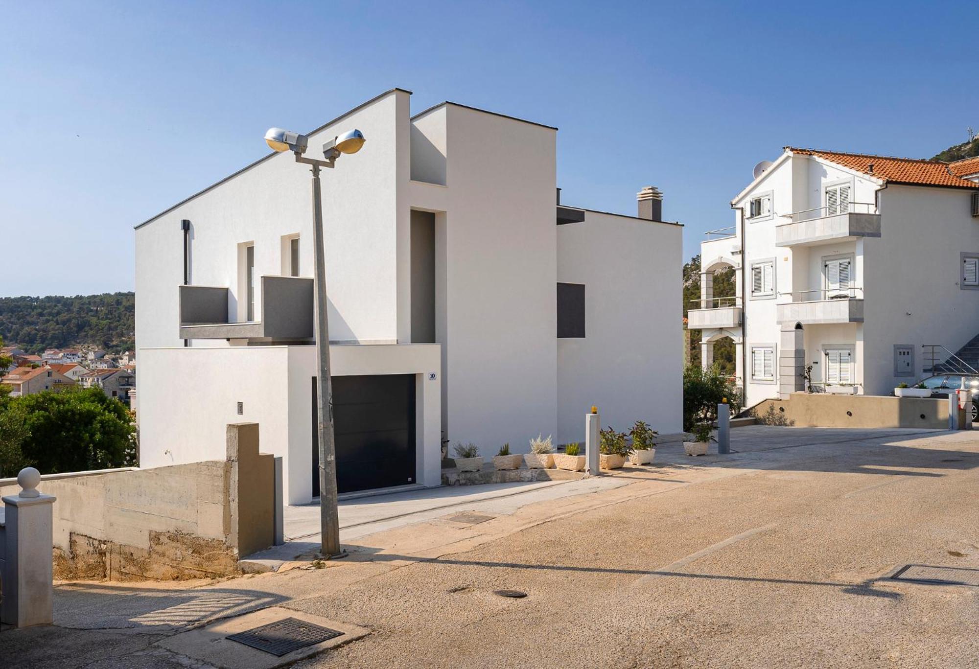 Modern, 2 Bedroom Apartment Hvar Town Extérieur photo